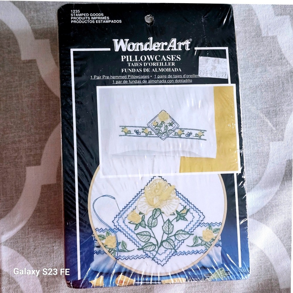 WonderArt Stamped Pillowcases Standard White Yellow Beauty Daffodil Floral 1235